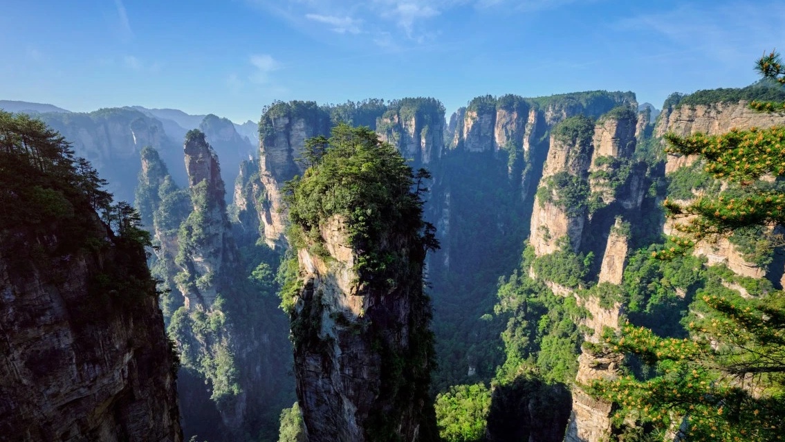 张家界：奇峰异石，人间仙境
