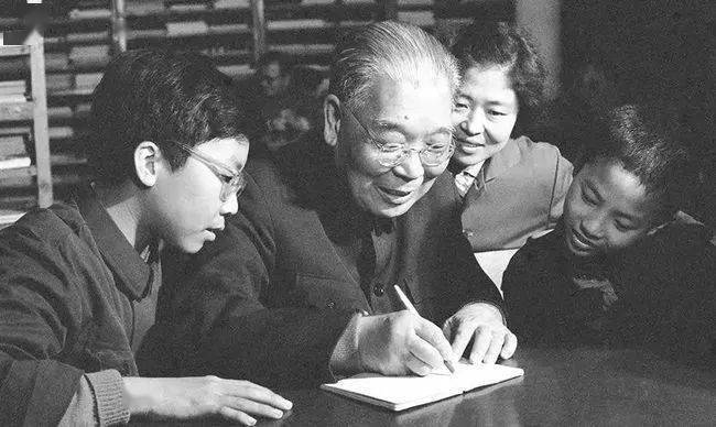 想起严济慈和胡适的对话 (图3)