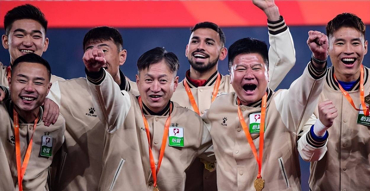 中超升班马如虎添翼，提前锁定南美天才攻击手，只需90万欧，新赛季保级无忧 (图1)