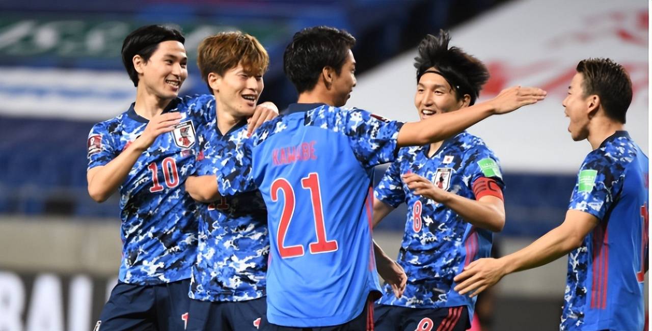 世界杯亚洲4队命运各异,韩国上上签,日本谁也不怵,一队命苦进了死亡小组 (图4) 世界杯亚洲4队命运各异,韩国上上签,日本谁也不怵,一队命苦进了死亡小组 (图4)