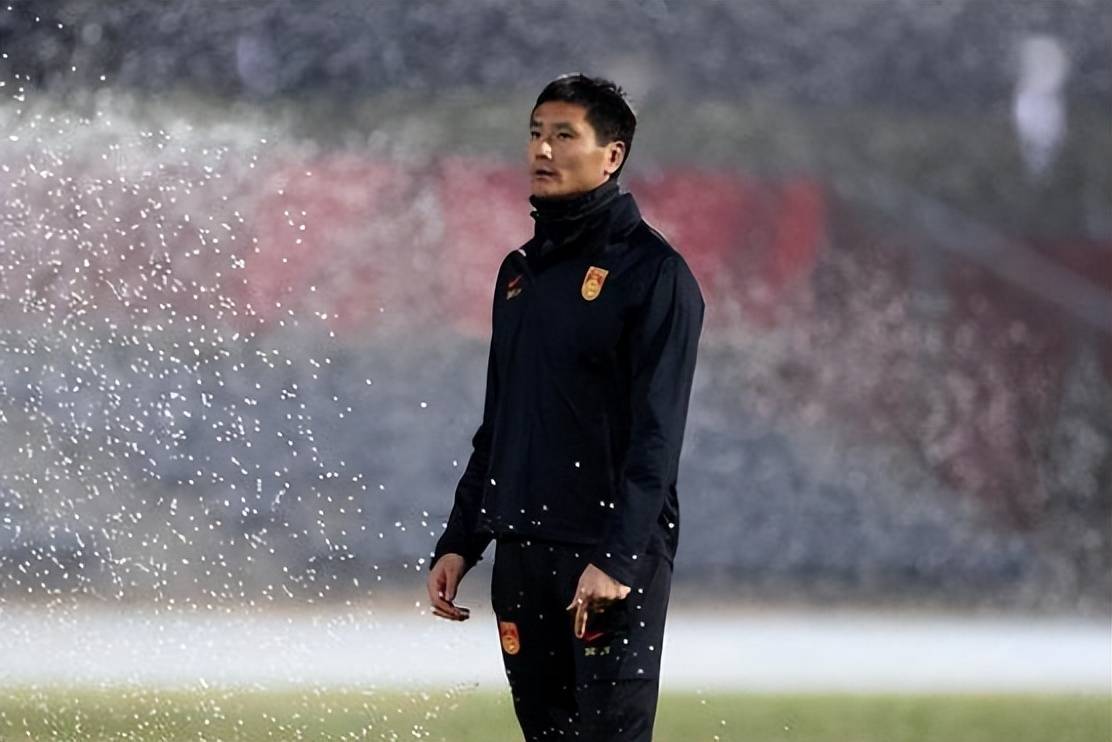 一场3:0让北京国安喜获冠军,却让邵佳一一无所获,塞鸟难堪大任恐遭冷落 (图4) 一场3:0让北京国安喜获冠军,却让邵佳一一无所获,塞鸟难堪大任恐遭冷落 (图4)