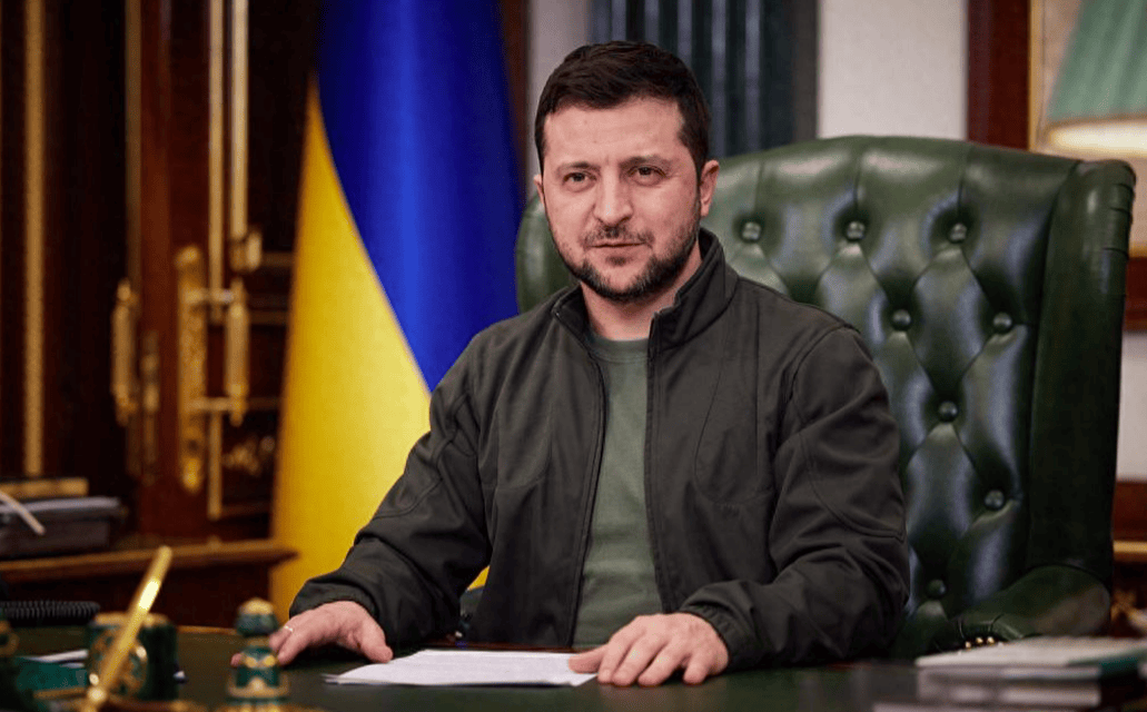 十天内签协议，一个月内下台，美国发最后通牒，泽连斯基政治生命进入倒计时？ (图1)