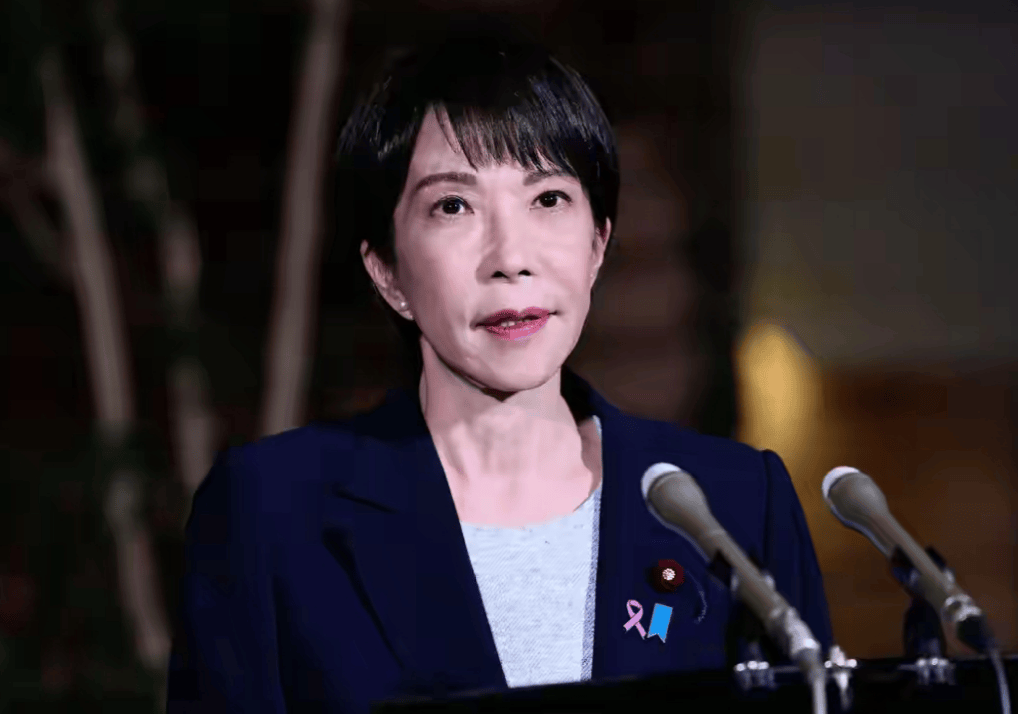 日本迈向全领域作战，高市早苗或被逮捕？防卫大臣小泉扛大旗，中日还有雷没有爆！ (图1)