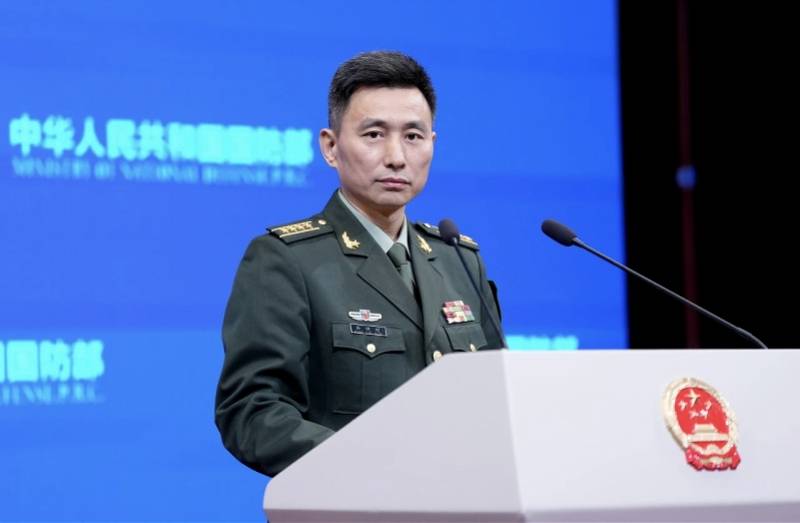 日本炒作被辽宁舰编队雷达照射，国防部：贼喊捉贼、倒打一耙 (图1)