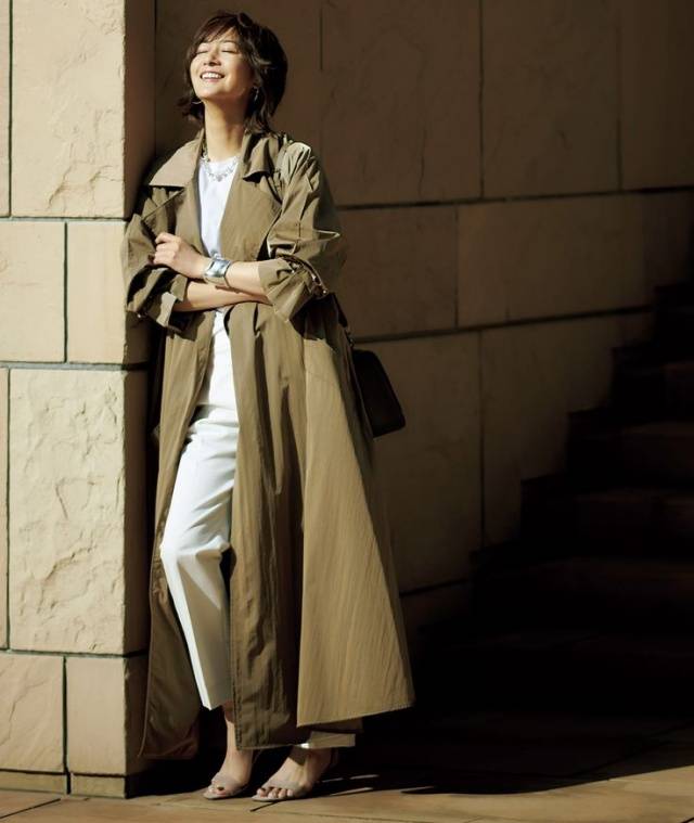 今年最火“风衣+裤子”，慵懒随性又时髦，走路带风超有范儿(图4)