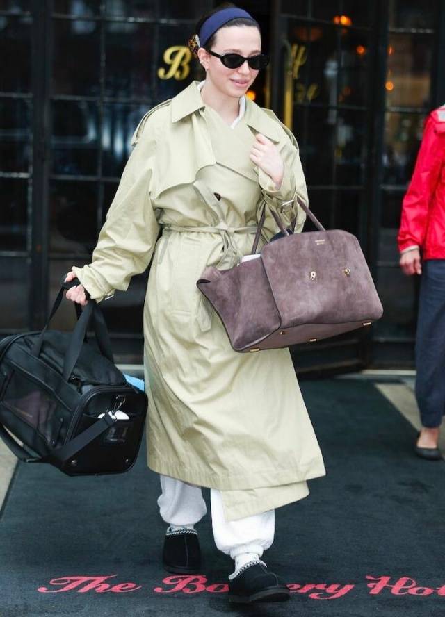 今年最火“风衣+裤子”，慵懒随性又时髦，走路带风超有范儿(图12)