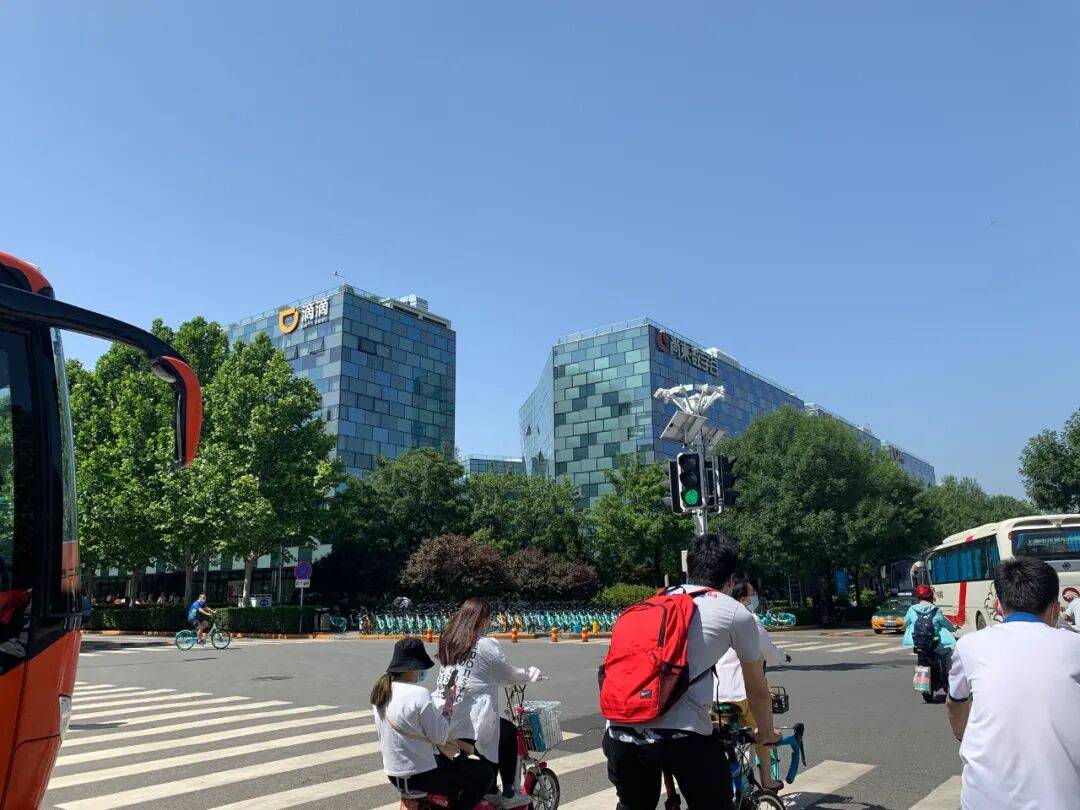 第一批大龄考公人：送走孩子，只求上岸 (图5)