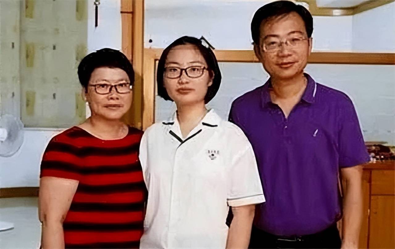 18年高考状元黄亦陈：考入北大，学校奖励40万，改变家庭命运 (图4)