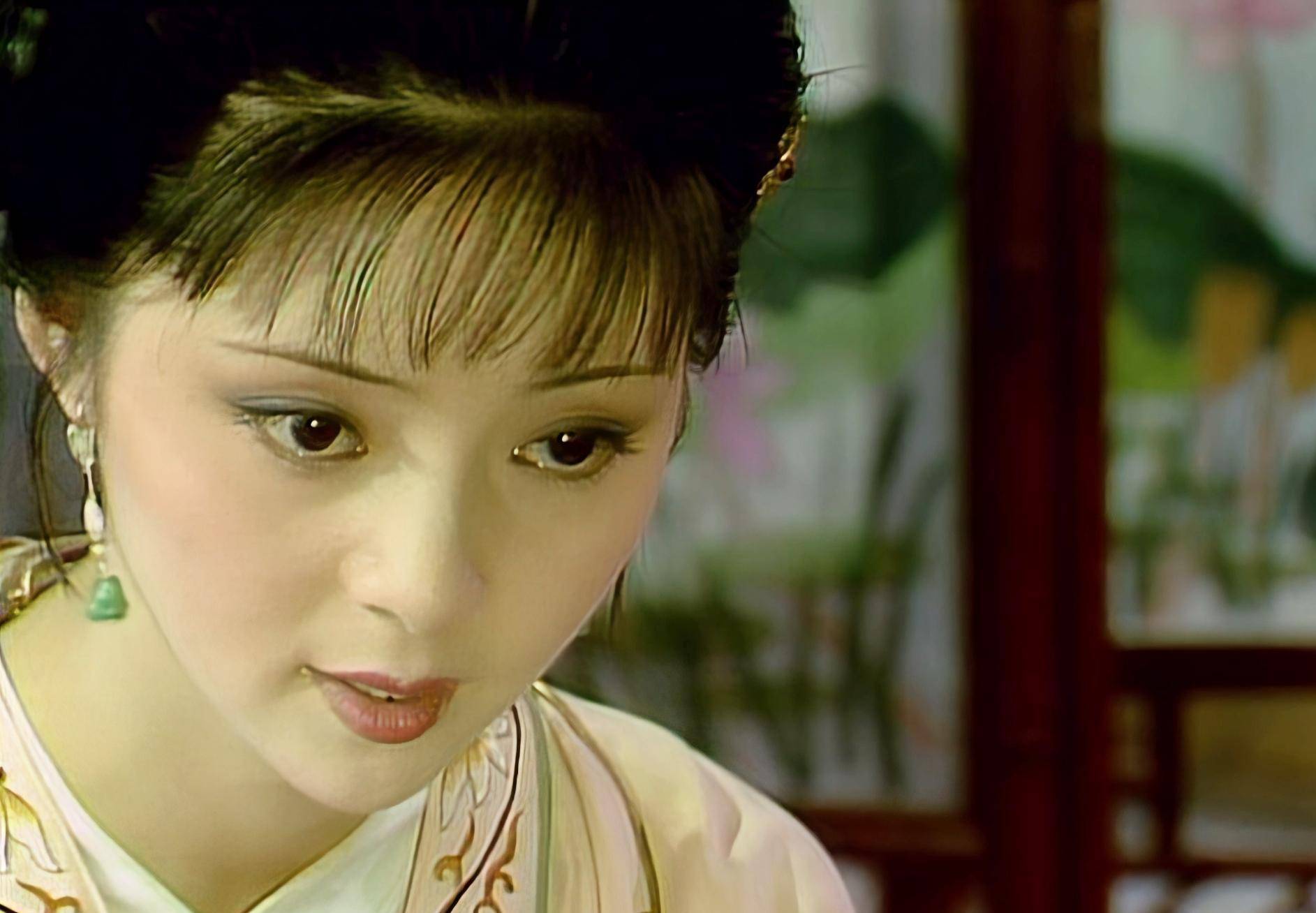 聪明人的“不费力社交”:薛宝钗为何不刻意讨好贾母? (图2) 聪明人的“不费力社交”:薛宝钗为何不刻意讨好贾母? (图2)