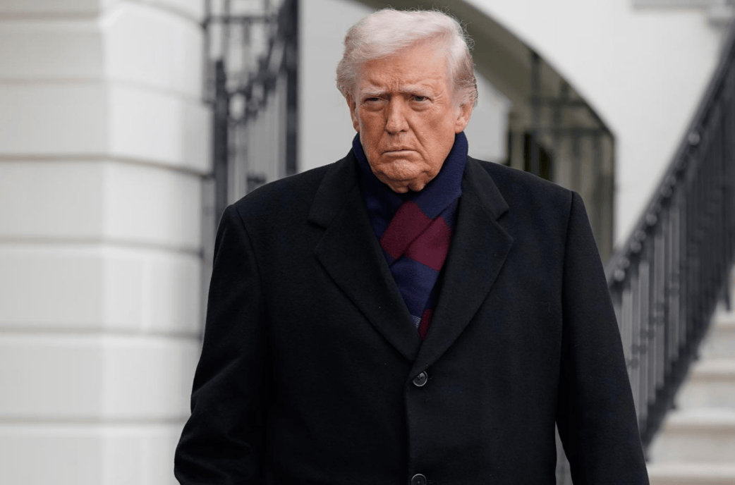 边境战火再升级，泰国总理压根没理特朗普，不把洪森父子打垮不罢休？ (图1)