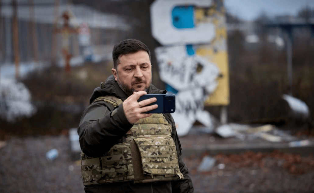 乌克兰松口不加入北约了，泽连斯基立场彻底反转，基辅同时给美俄划红线！ (图2)