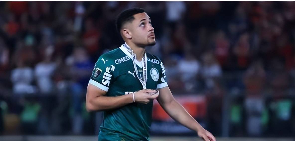 树挪死人挪活!巴萨弃将新东家56场造25球迎爆发,身价暴涨1500万欧 (图2) 树挪死人挪活!巴萨弃将新东家56场造25球迎爆发,身价暴涨1500万欧 (图2)