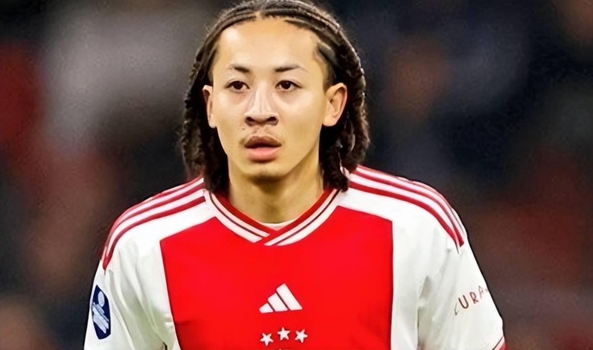 国足归化荷甲天才中场入籍,已符合归化一切条件,邵佳一喜得兽腰 (图2) 国足归化荷甲天才中场入籍,已符合归化一切条件,邵佳一喜得兽腰 (图2)