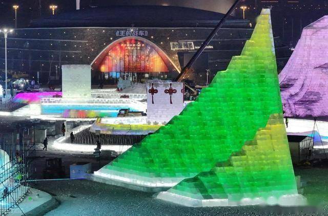 冬天去哪玩？尔滨 120 万㎡冰雪王国等你来打卡 (图26)