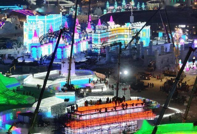 冬天去哪玩？尔滨 120 万㎡冰雪王国等你来打卡 (图22)