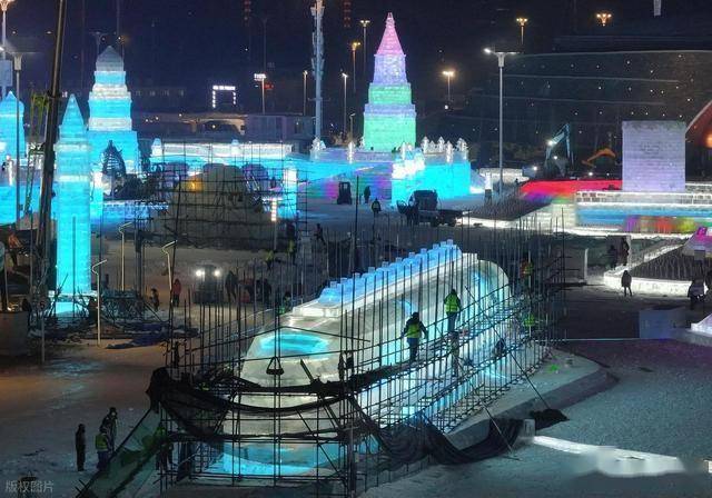 冬天去哪玩？尔滨 120 万㎡冰雪王国等你来打卡 (图27)