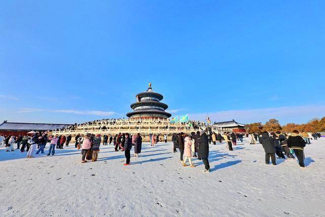 一场初雪,让天坛美成北平旧梦!红墙白雪藏着北京双重浪漫 (图10) 一场初雪,让天坛美成北平旧梦!红墙白雪藏着北京双重浪漫 (图10)
