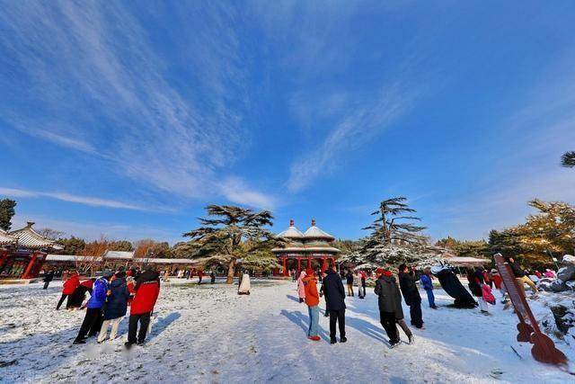 一场初雪,让天坛美成北平旧梦!红墙白雪藏着北京双重浪漫 (图11) 一场初雪,让天坛美成北平旧梦!红墙白雪藏着北京双重浪漫 (图11)