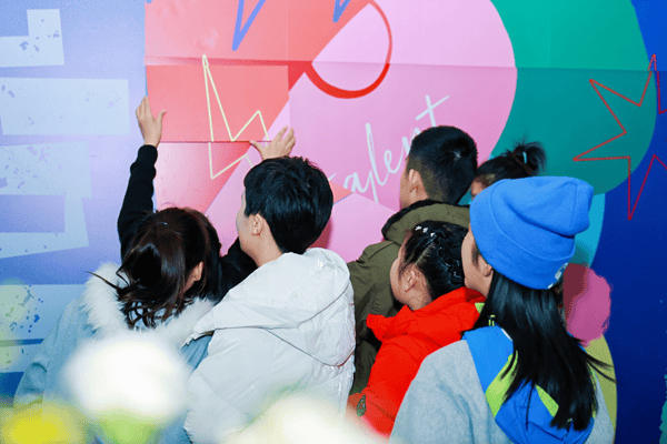 “艺韵全球・乐育英才” 公益音乐会启幕 音乐为桥，让每颗心灵并肩绽放(图4)