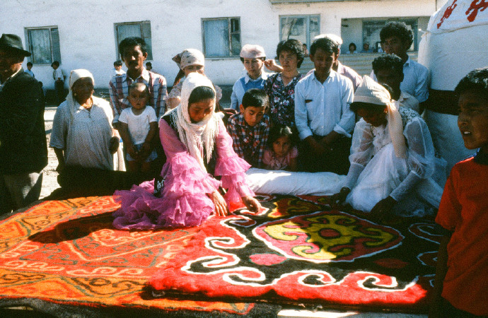 吉尔吉斯斯坦1973年