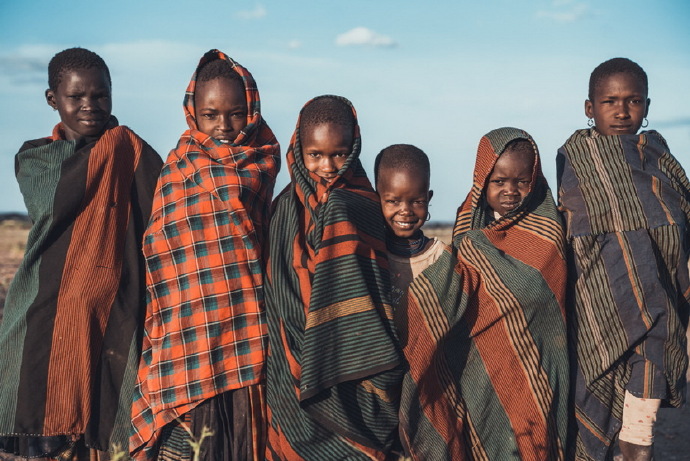 肯尼亚、乌干达