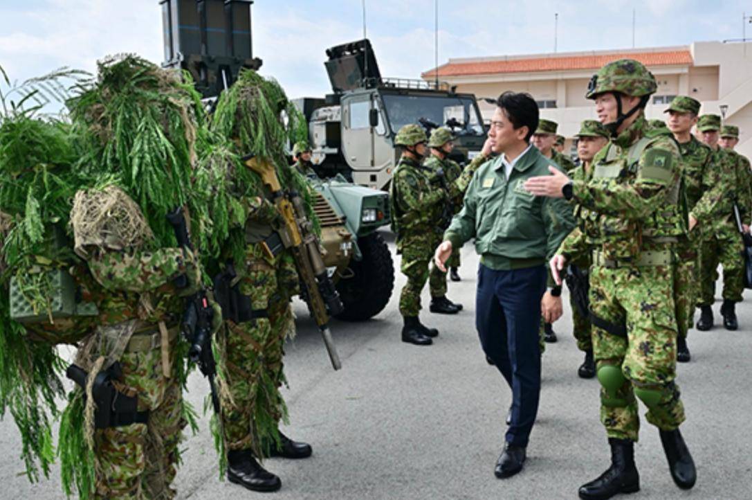 拖了40天，高市早苗对中国统一方式，首次作出回应，中方：日本没资格置喙！ (图2)