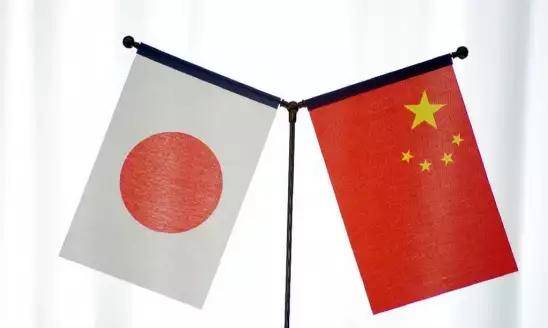 强硬40天后，高市早苗还在“挤牙膏”：台湾不太可能符合日本行使自卫权条件 (图3)