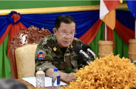 中方话音刚落，泰国松口停火，开出3大条件，要洪森父子“投降”！(图1)