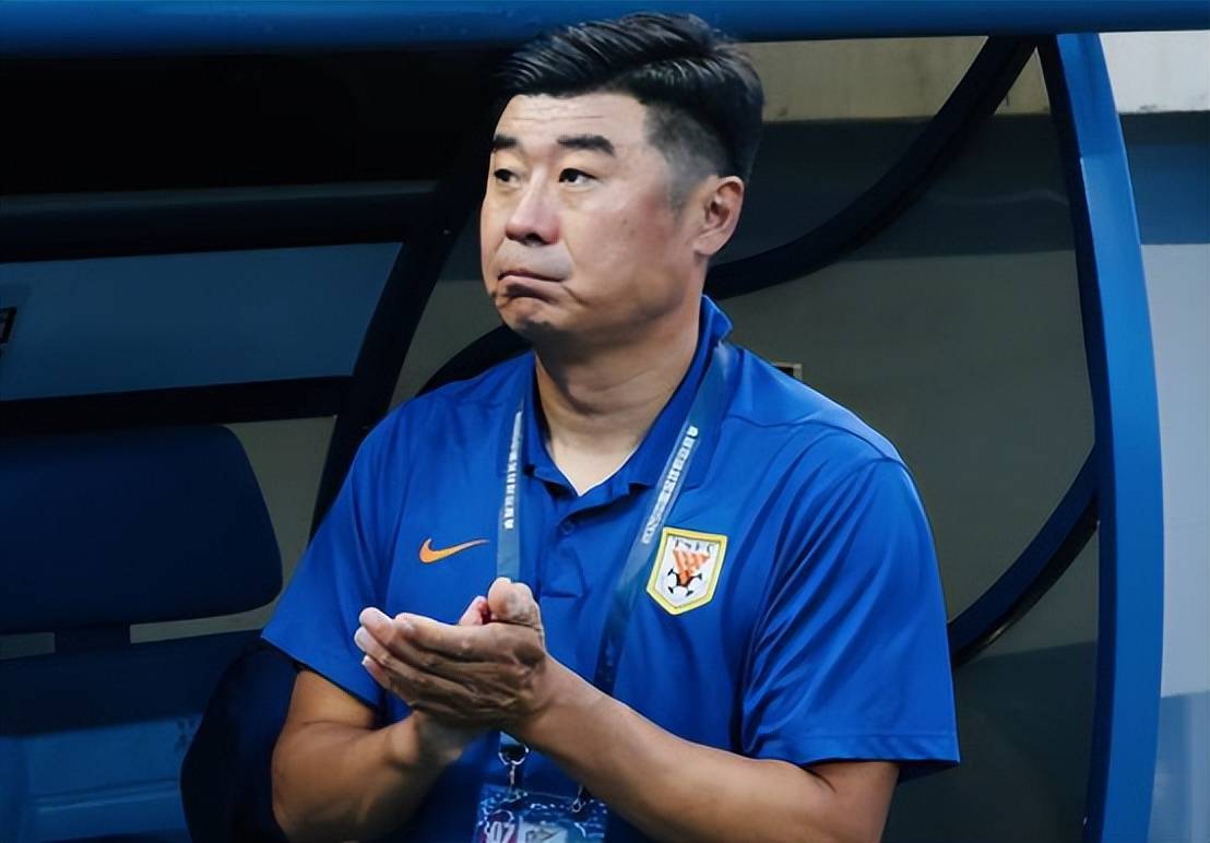 韩鹏转正,山东泰山外租5将回归,段刘愚或被重用,已锁定新外援铁卫 (图2) 韩鹏转正,山东泰山外租5将回归,段刘愚或被重用,已锁定新外援铁卫 (图2)