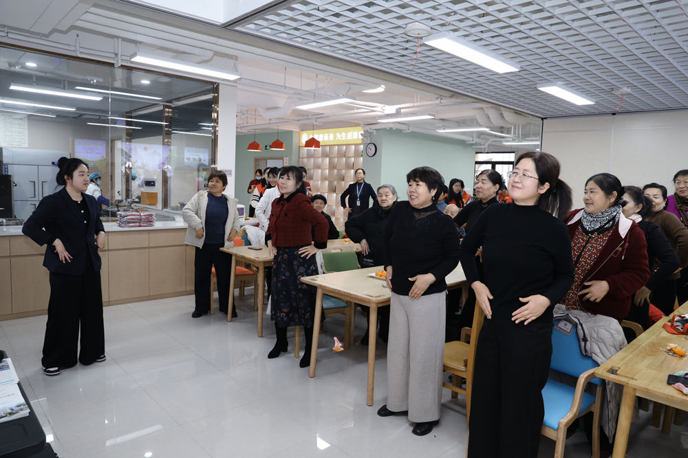 郭杜街道东街社区联合聂河养老服务站举办冬至主题活动(图3)