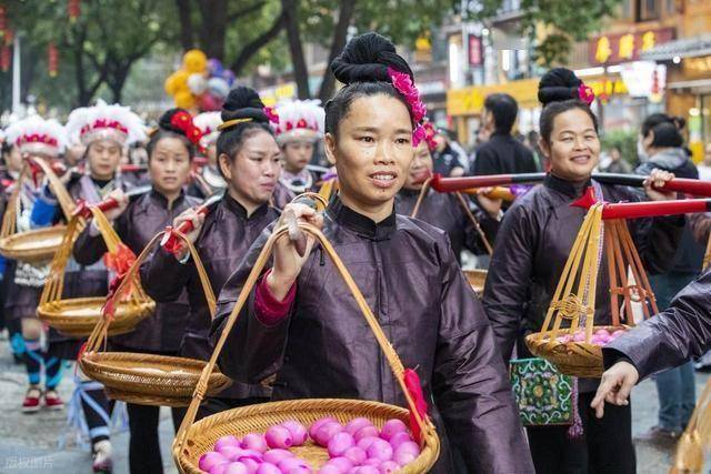 万人空巷庆侗年！黔东南这场非遗盛会，藏着传统文化活态传承密码 (图9)