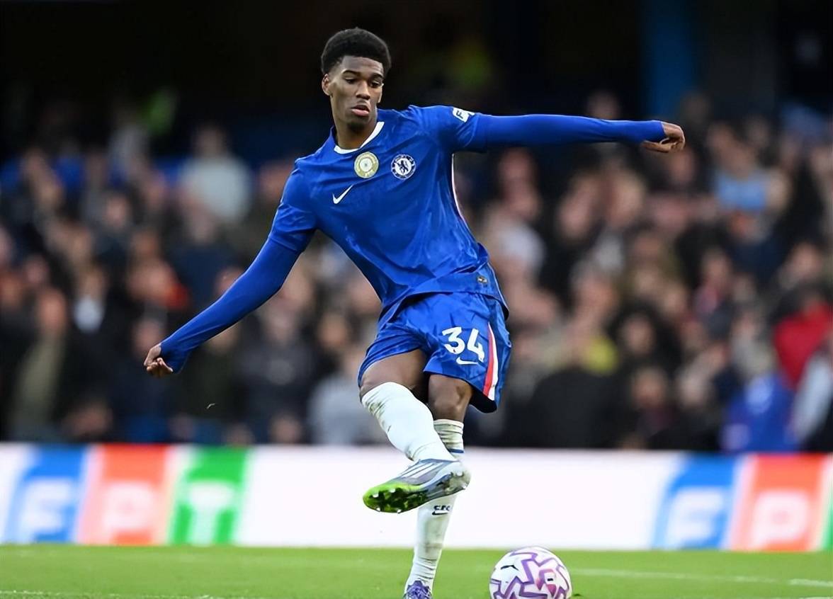 为补强后防，曼城盯上切尔西天才全能后卫，拜仁来抢，蓝军不放人 (图3)