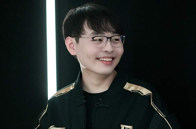 前LPL一线上单转型当陪玩，发现致富路时薪超1K？解说都惊呆了！ (图2)