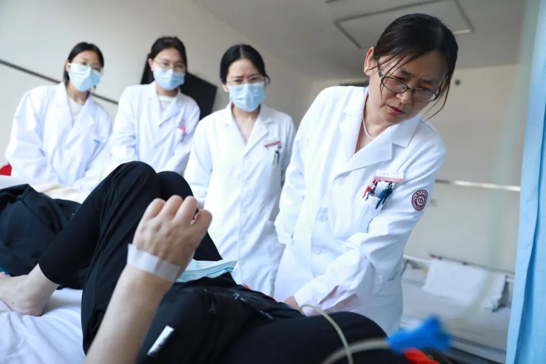 探访西安市中医医院老年病科的温情医疗(图1) 图片