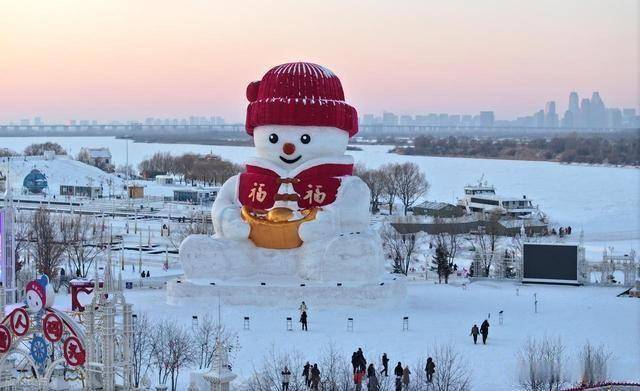 26米福娃雪人刷屏！挖出来的冰雪顶流，藏着冷资源变热经济的密码 (图7)