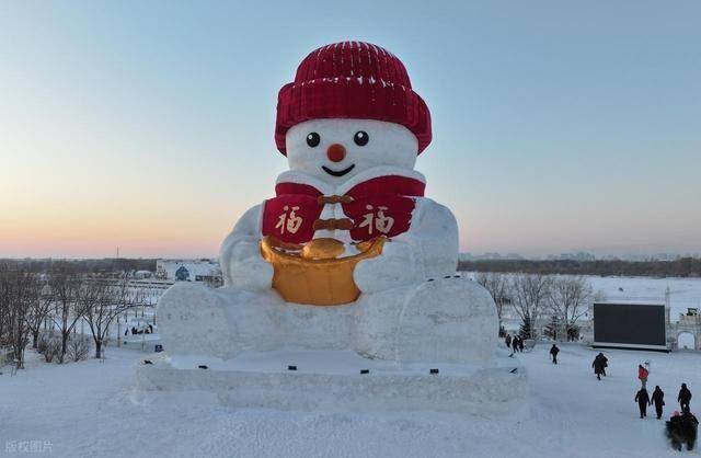 26米福娃雪人刷屏！挖出来的冰雪顶流，藏着冷资源变热经济的密码 (图10)