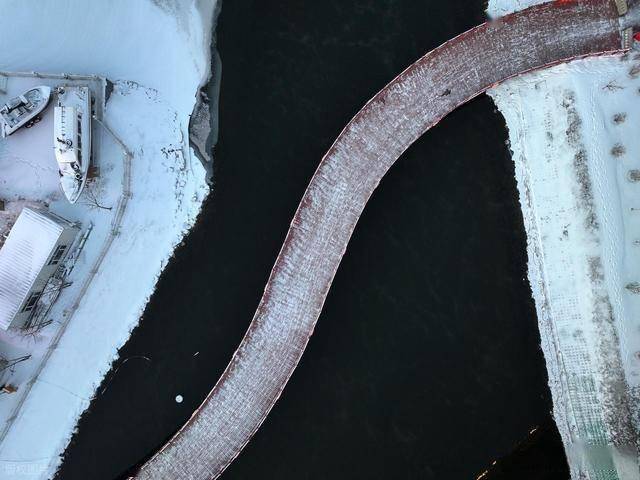 哈尔滨雪后刷屏：松花江覆雪如绸缎，百年铁桥藏着冰雪经济密码！ (图13)