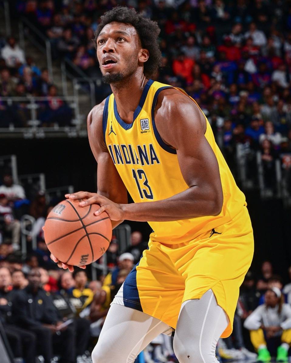 广东豪取8连胜，辽宁报价2米13中锋，北京核心受伤，新疆酝酿换外援 (图4)