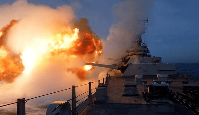 美军不宣而战,委内瑞拉港口大爆炸(图3) 美军不宣而战,委内瑞拉港口大爆炸(图3)