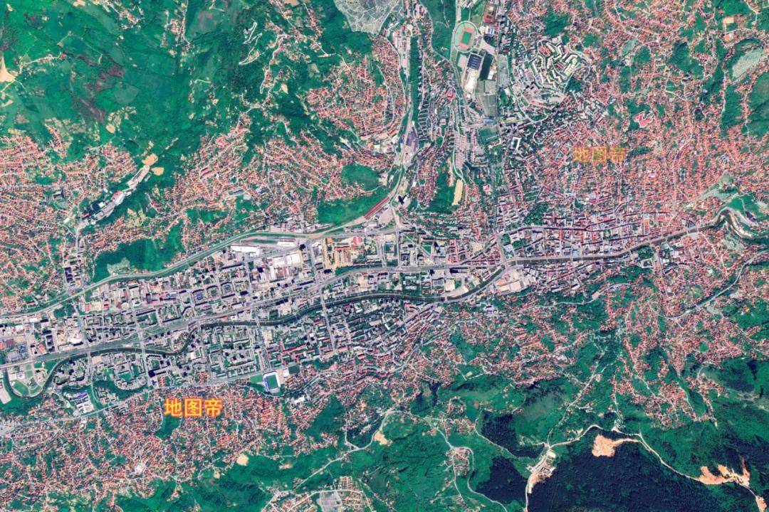 克罗地亚建座桥，把波黑堵成内陆国？ (图9)