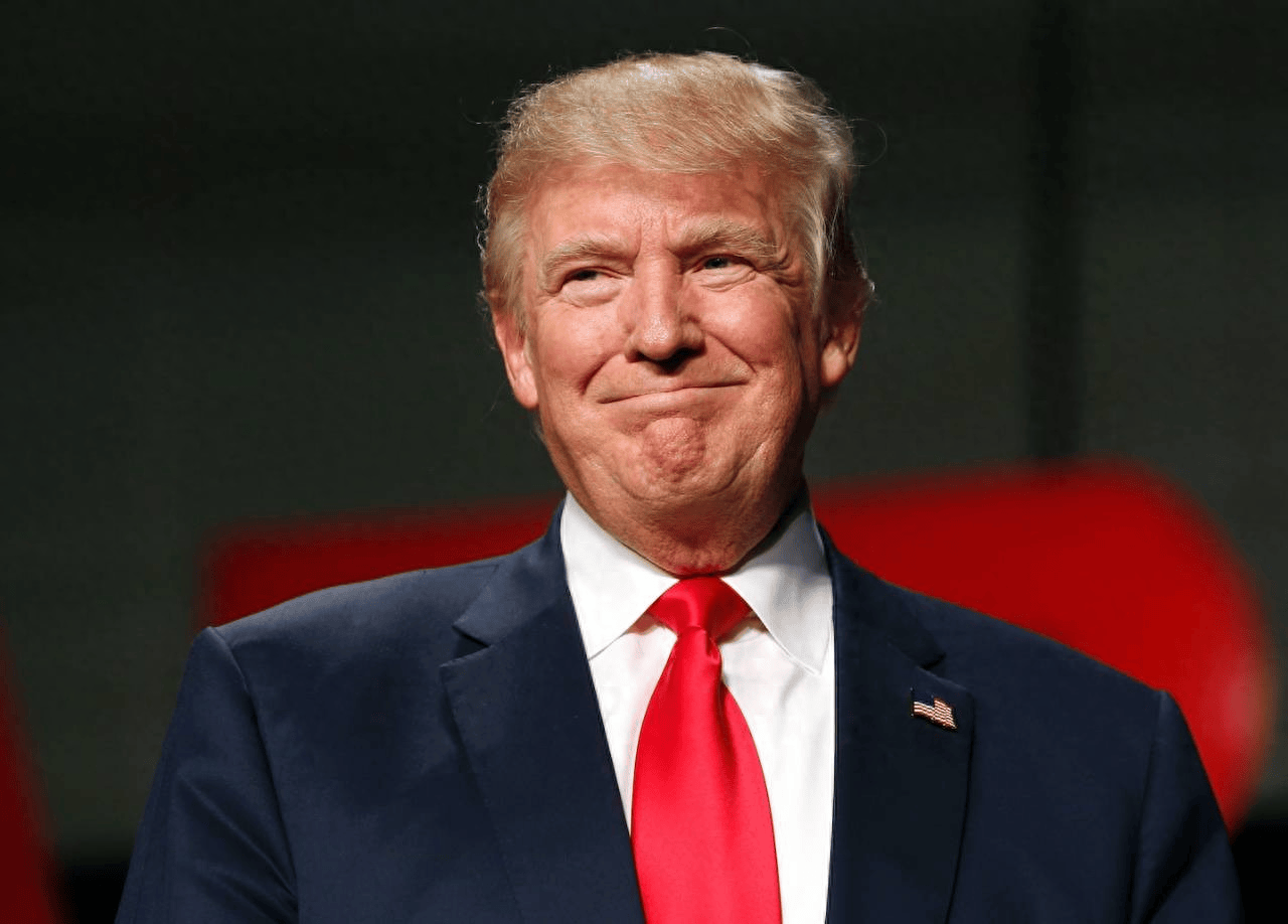 特朗普看上格陵兰岛，美国计划向岛内每人发10万美元，不答应就武力夺岛？ (图1)