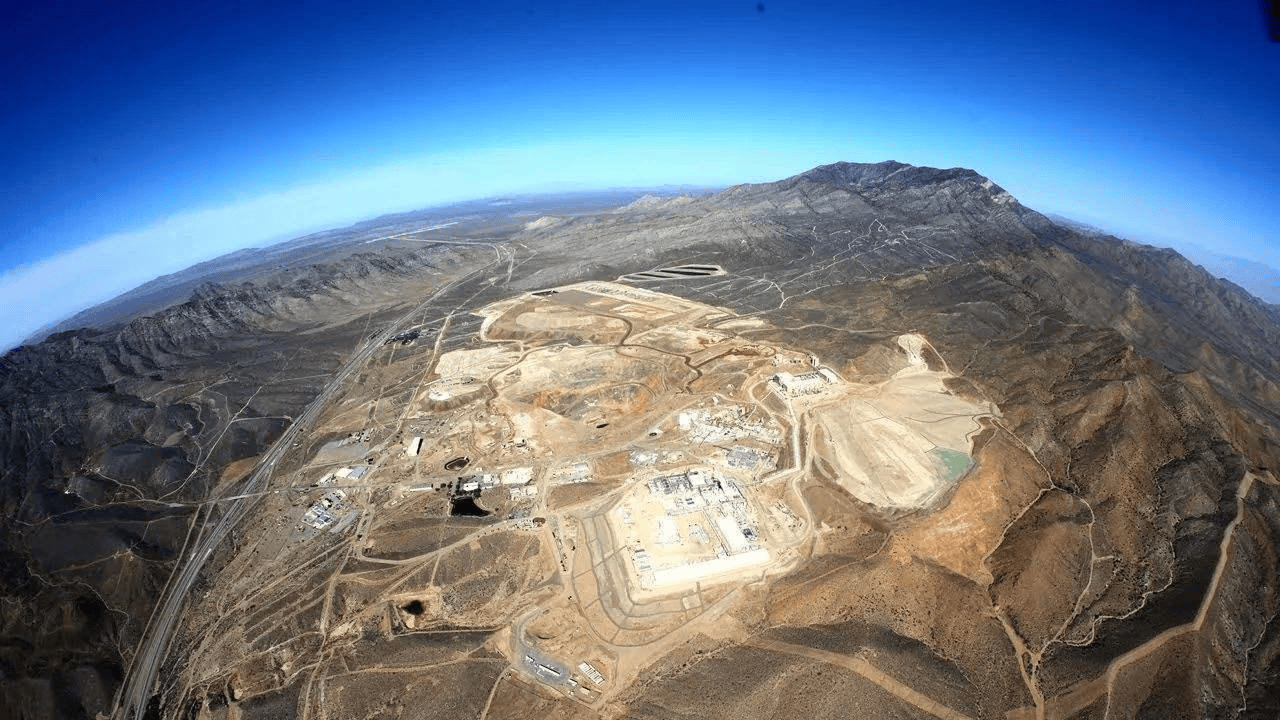 特朗普看上格陵兰岛，美国计划向岛内每人发10万美元，不答应就武力夺岛？ (图3)