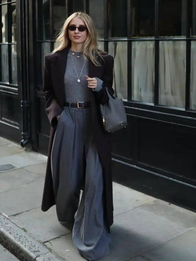 今冬“大衣＋阔腿裤”最火！这么穿美爆了，高级又好看 (图1)