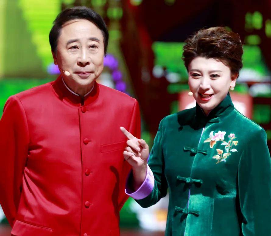 闫学晶毫发无伤?辽宁卫视关评不回应,佐香园官网首页还是闫学晶 (图16) 闫学晶毫发无伤?辽宁卫视关评不回应,佐香园官网首页还是闫学晶 (图16)