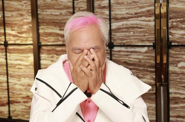 突发!TVB知名老戏骨自曝和未婚妻一同被捕,含泪分手独守爱巢 (图9) 突发!TVB知名老戏骨自曝和未婚妻一同被捕,含泪分手独守爱巢 (图9)