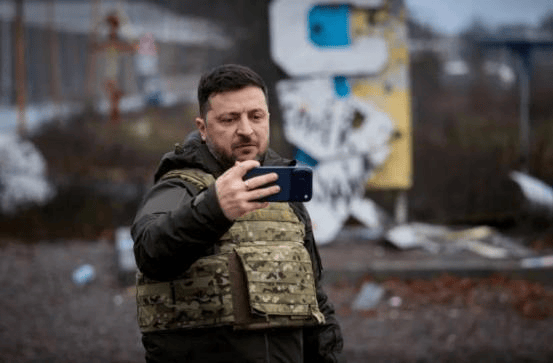 局势危险，普京要求加快和谈，泽连斯基任期延长，特朗普态度变了 (图3)