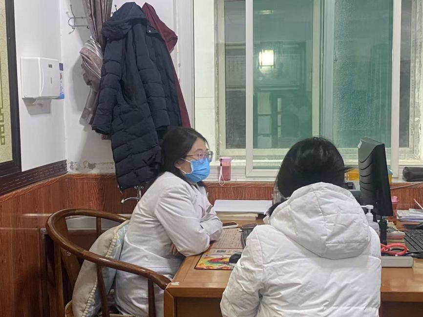 西安医学院校长巩守平慰问“乡村健康小屋”基层医疗师生实践团(图5)