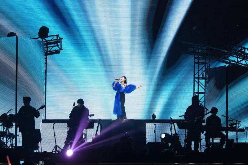 丁当化身“小辣椒”开唱，《你为什么说谎》引“史上最大声合唱” (图3)