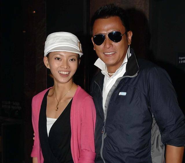 香港知名男星前妻整容成瘾，卖保险年入500万，成功跻身上流圈子 (图8)